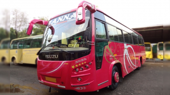 ojesdesigns motorhomes and caravan Ojesdesigns - Luxury Tourist Coach Image